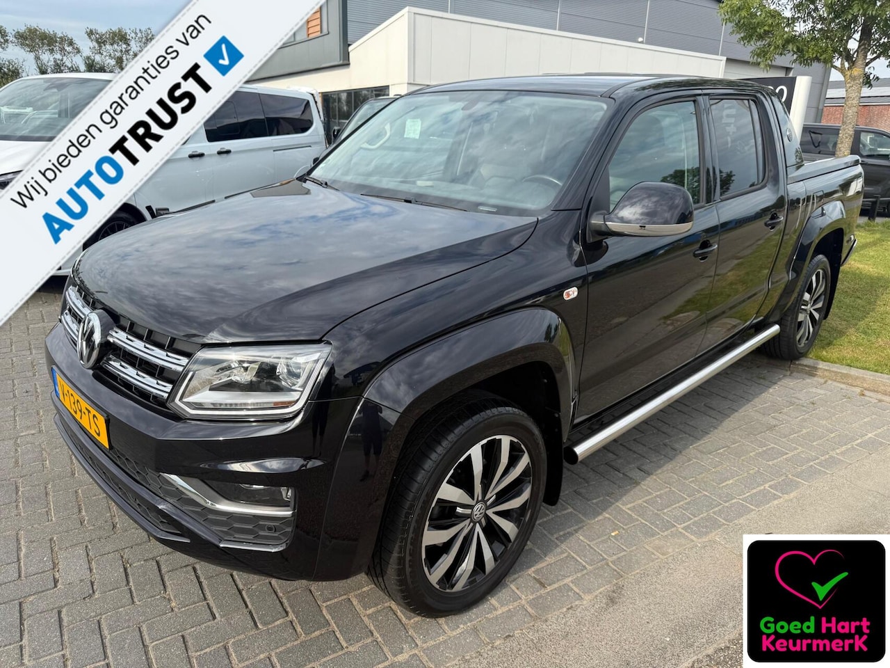Volkswagen Amarok - 3.0 TDI 4Motion DC Highline V6 224Pk DC Dubbele Cabine XL Euro6 AVENTURA Grijs Kenteken SP - AutoWereld.nl