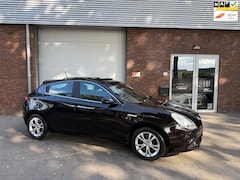 Alfa Romeo Giulietta - 1.4 T Progression|AIRCO|NIEUWE APK|PANO|NAVI
