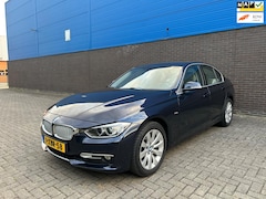 BMW 3-serie - 316i Executive | Apple CarPlay | Trekhaak | Climate Control | Cruise Control | Parkeersens