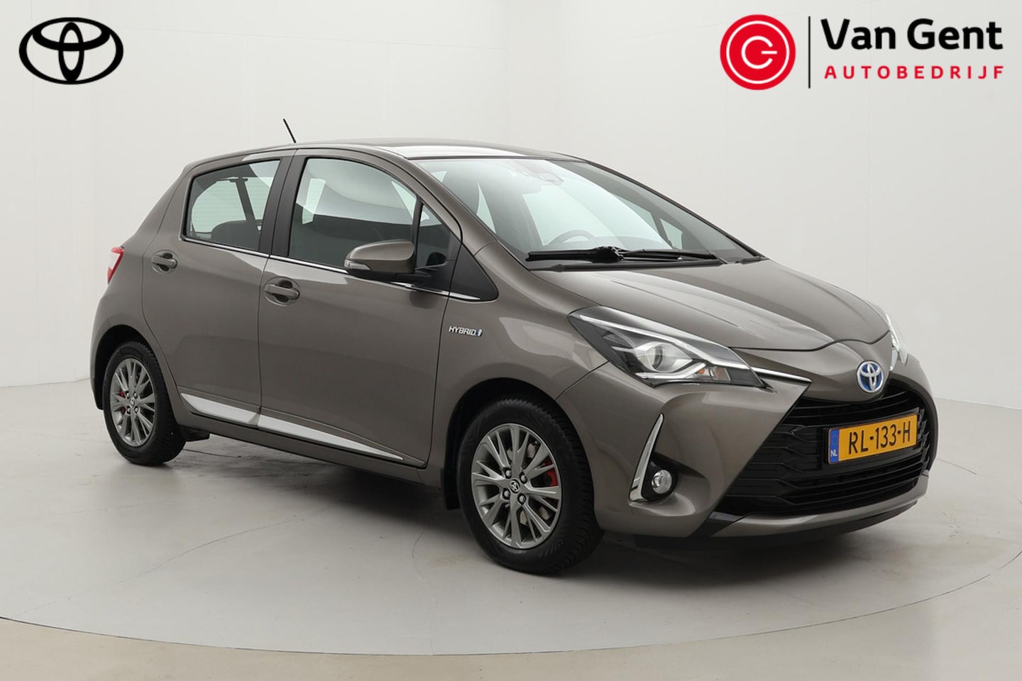 Toyota Yaris - 1.5 Hybrid Executive | Origineel NL | Navigatie | Cruise Control | Clima | Camera | 15 inc - AutoWereld.nl