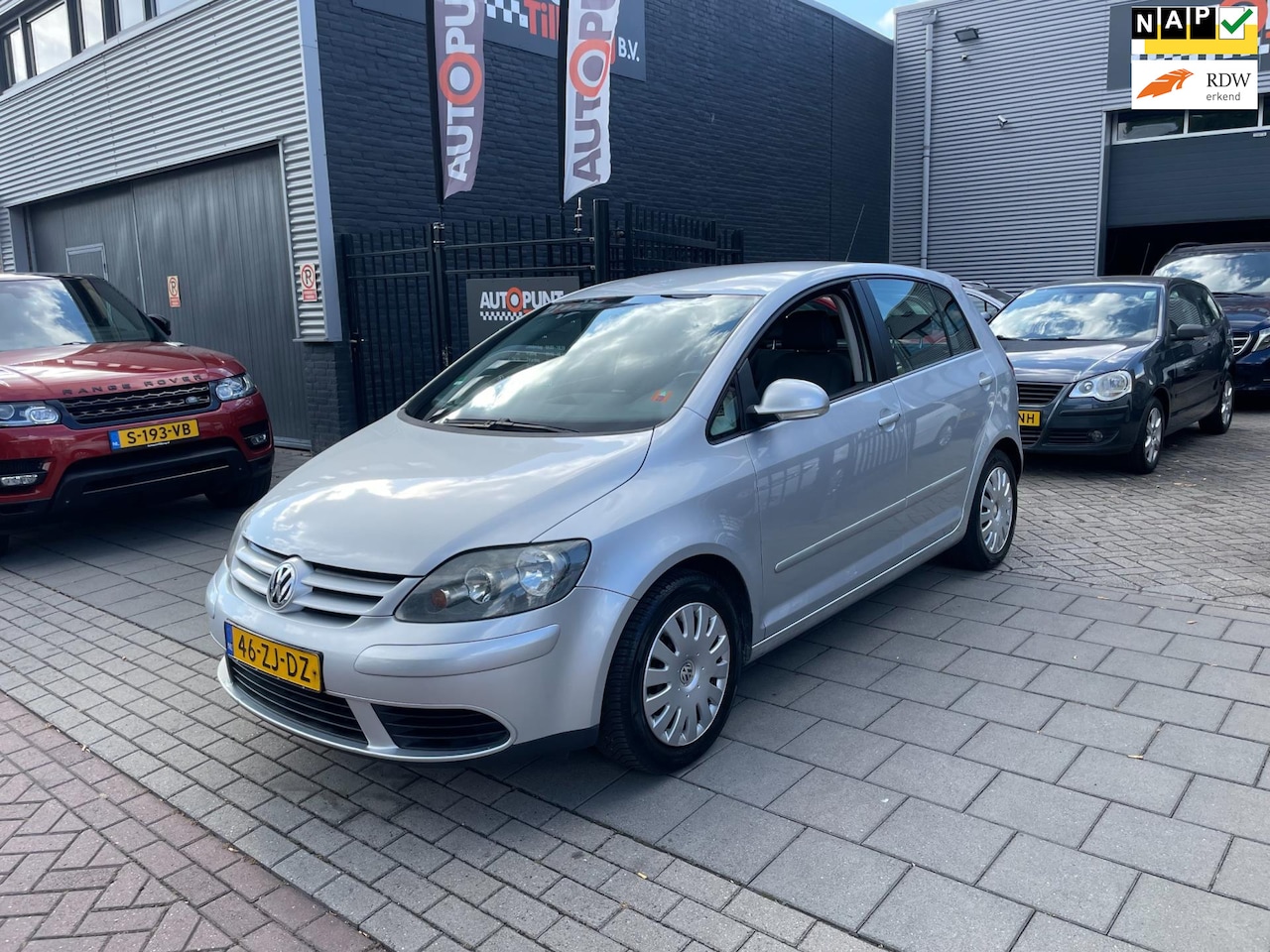 Volkswagen Golf Plus - 1.6 Optive 4 2e EIgenaar! Trekhaak Airco NAP APK - AutoWereld.nl