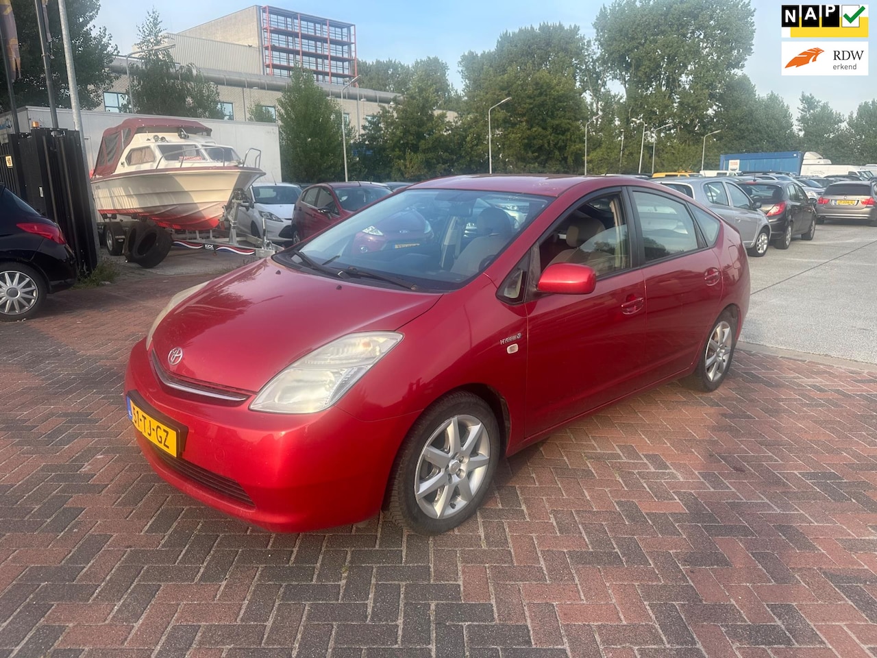 Toyota Prius - 1.5 VVT-i 1.5 VVT-i - AutoWereld.nl