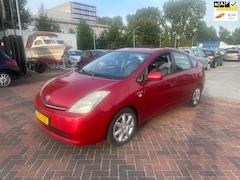 Toyota Prius - 1.5 VVT-i