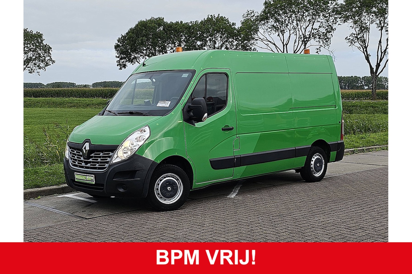 Renault Master - T35 2.3 dCi L2H2 airco, navi, camera, pdc, trekhaak, kachel - AutoWereld.nl