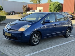 Toyota Prius - 1.5 VVT-i Hybrid Clima IJskoud Cruise Dealer Onderhoud APK ‘26