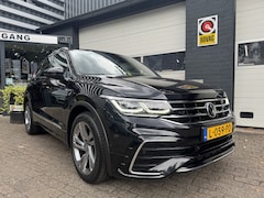 Volkswagen Tiguan - 1.5 TSI R-Line Bns+ panodak