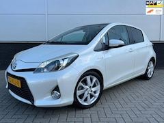 Toyota Yaris - 1.5 Full Hybrid Dynamic 5drs - clima - trekhaak - panorama - LED - cruise control