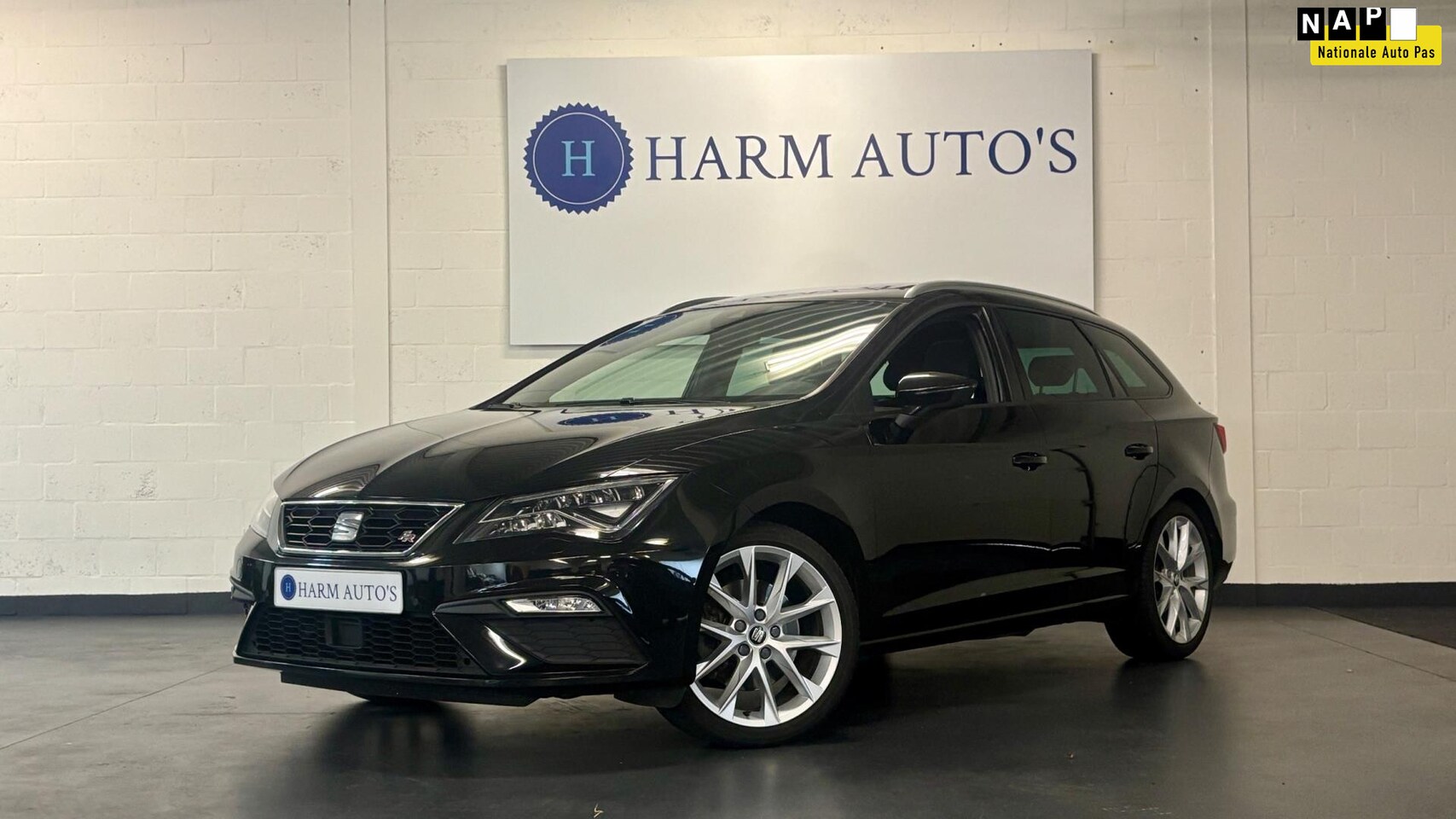 SEAT Leon ST - 1.8 TSI FR DSG 180pk Automaat / Pano / Navi / LED / Cruise / Clima - AutoWereld.nl