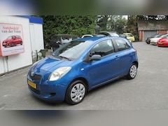 Toyota Yaris - 1.0 VVTi