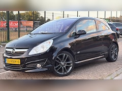 Opel Corsa - 1.4-16V Cosmo OPC LINE AIRCO/APK/NAVI