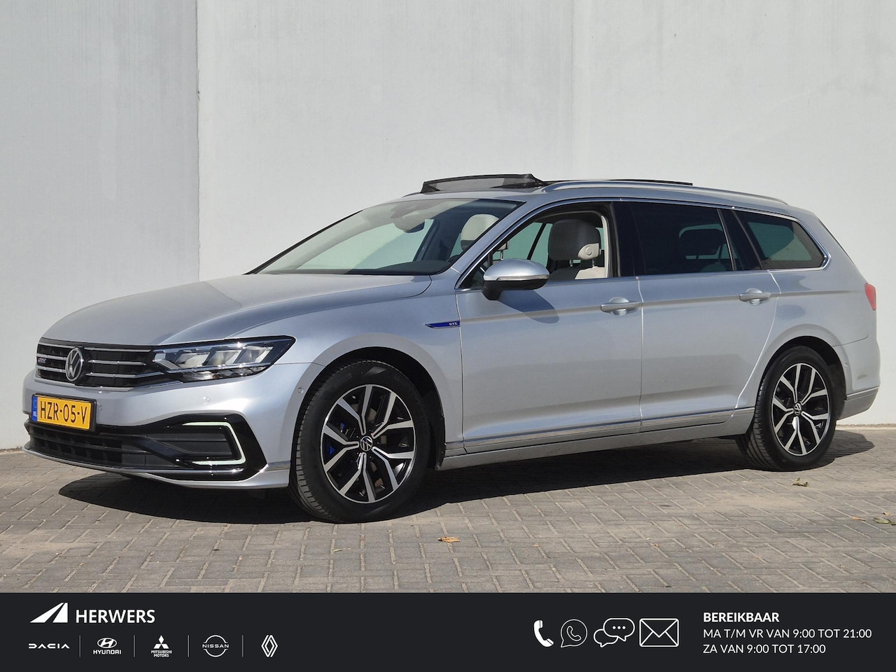 Volkswagen Passat Variant - 1.4 TSI PHEV GTE Business Automaat / Leder-pakket / Glazen schuif- en kanteldak / Trekgewi - AutoWereld.nl