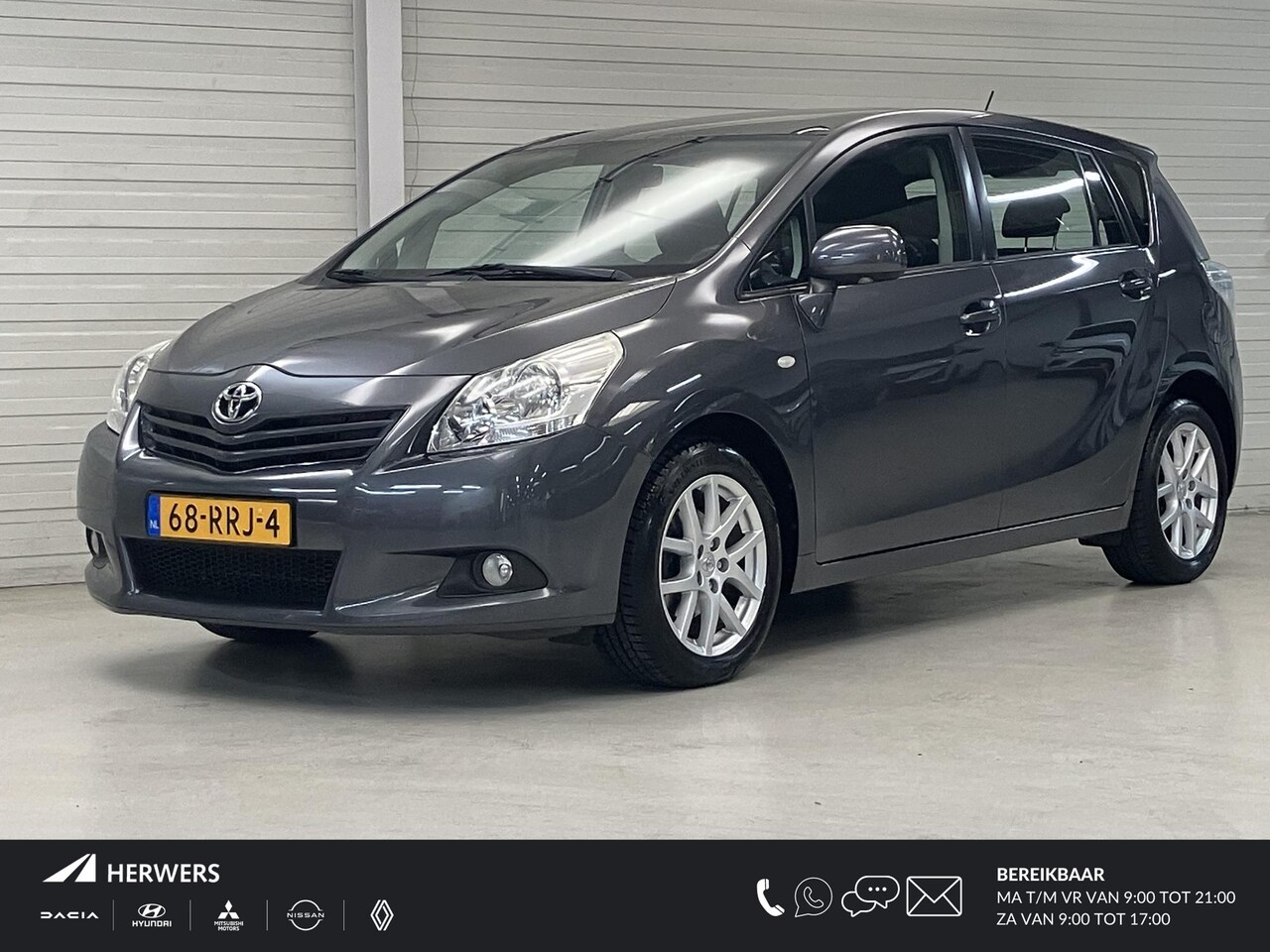 Toyota Verso - 1.8 VVT-i Business / Dealer Onderhouden / All Seasonbanden / Trekhaak 1300 KG / Panoramada - AutoWereld.nl