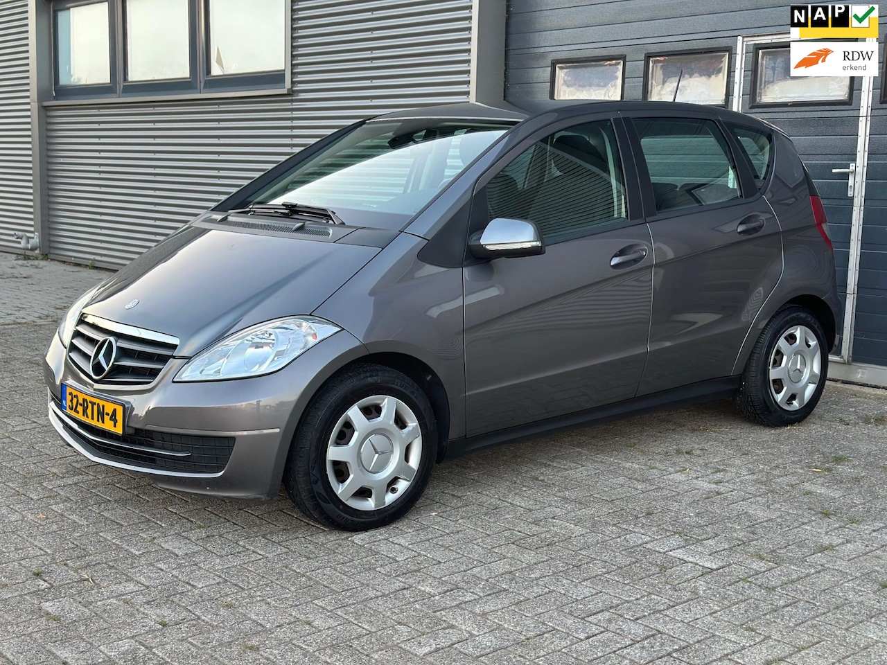 Mercedes-Benz A-klasse - 160 Business Class 1 STE EIGENAAR - AUTOMAAT - DEALER ONDERHOUDEN - NWE APK!! - AutoWereld.nl