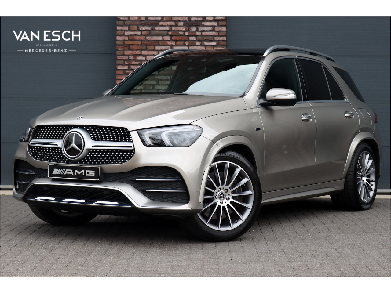 Mercedes-Benz GLE-Klasse - 350 de 4MATIC AMG Line | Luchtvering | Distronic+ | Burmester | Massage | Memory | Trekhaa - AutoWereld.nl