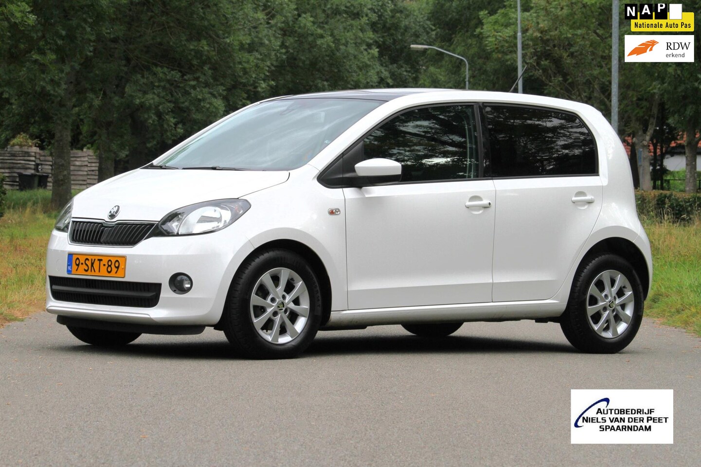 Skoda Citigo - 1.0 Greentech Elegance / Meest luxe van NL / Panoramadak / Parkeersensoren / Cruise contro - AutoWereld.nl