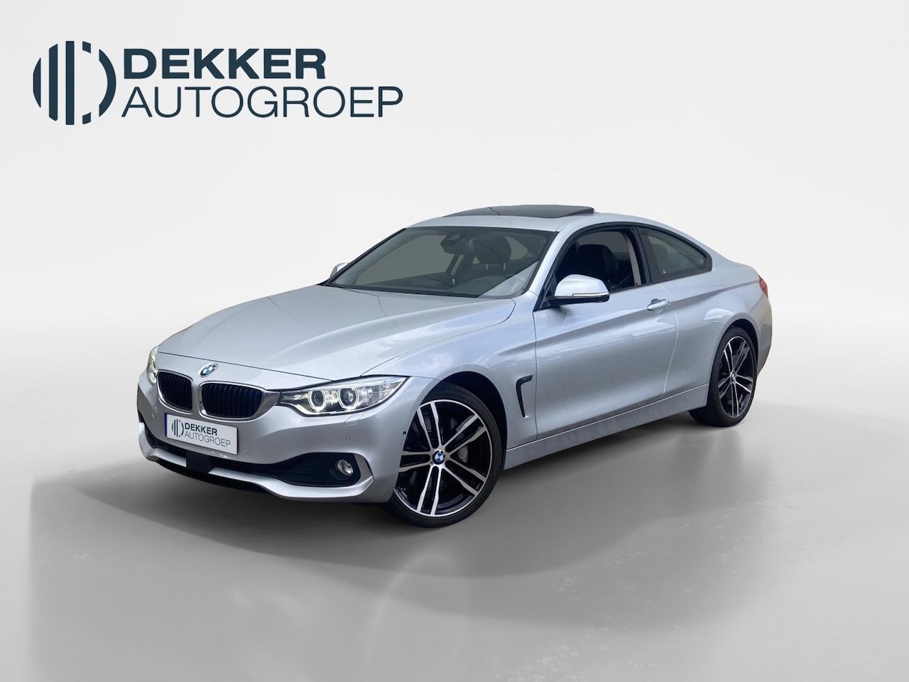 BMW 4-serie Coupé - 435i 306PK xDrive High Executive BMW 4-serie Coupé 435i xDrive High Executive - AutoWereld.nl