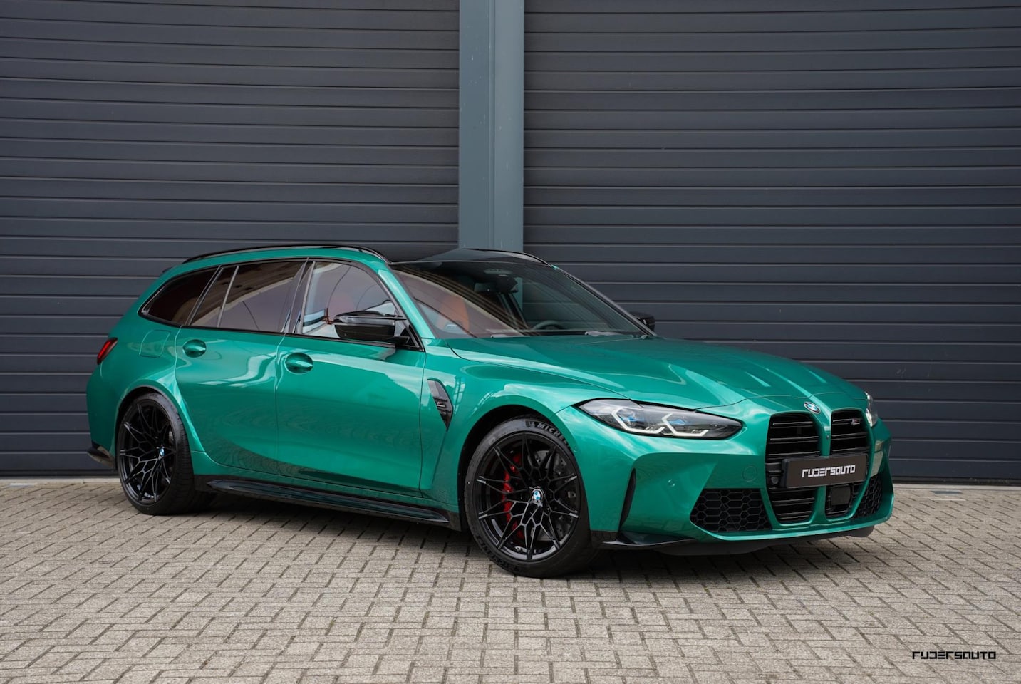 BMW M3 - Touring xDrive Competition | Laser | Harman Kardon | 360 camera | Stoelventilatie | Adapti - AutoWereld.nl