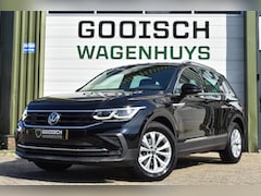 Volkswagen Tiguan - 1.5 TSI Life Business | Digital Dash| Trekhaak | Carplay |