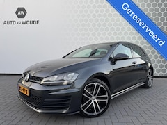 Volkswagen Golf - 2.0 TDI GTD Panoramadak Stoelverwarming