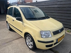 Fiat Panda - 1.2 Emotion AUTOMAAT/AIRCO/TREKHAAK/NAP/NIEUWE APK