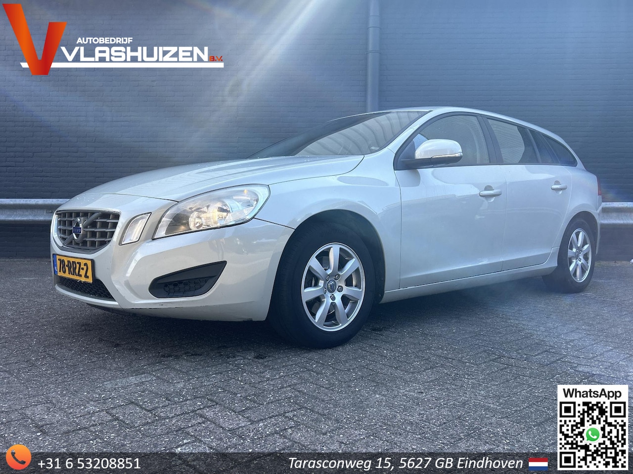 Volvo V60 - 2.0 D3 Kinetic Automaat | Leder | Climate | Cruise | Navi | PDC | APK 08-2026 | - AutoWereld.nl