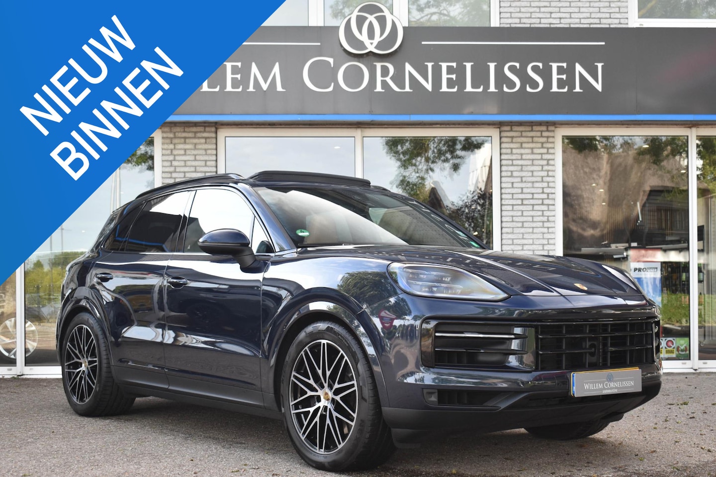 Porsche Cayenne - 3.0 E-Hybrid Pano ACC Luchtvering Sportstoelen 18- - AutoWereld.nl