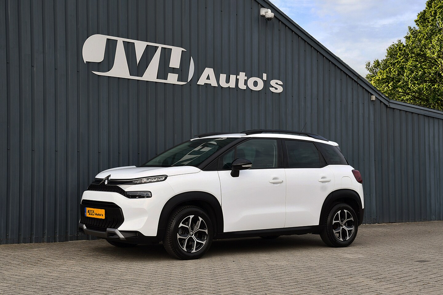 Citroën C3 Aircross - 1.2 AUT PureTech Shine 02-2023 | ECC | Cruise | SV | PrG | Cam - AutoWereld.nl