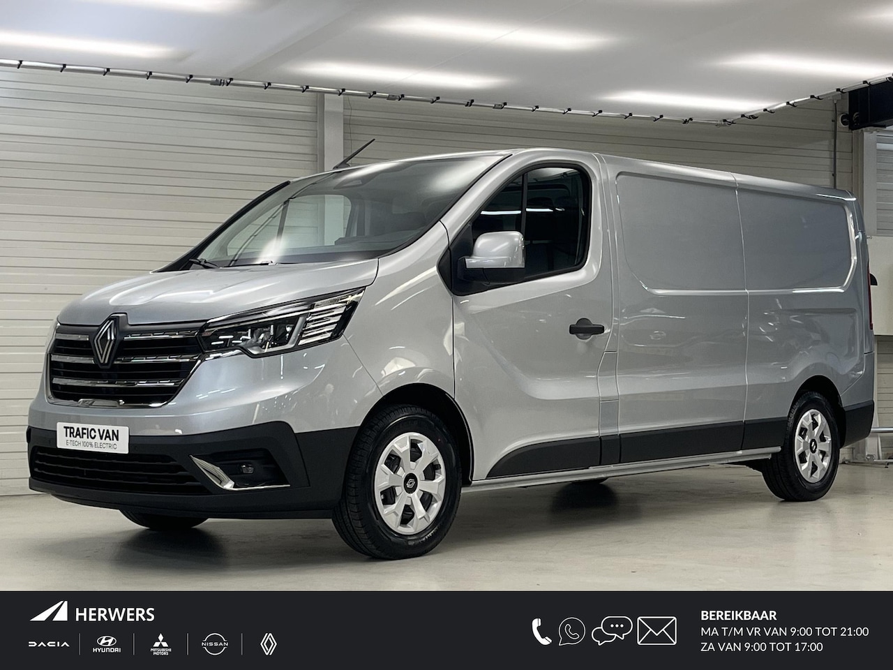 Renault Trafic E-Tech - T29 L2H1 Advance 52 kWh / 3 Zitplaatsen / Achteruitrijcamera / Parkeersensoren Voor & Acht - AutoWereld.nl