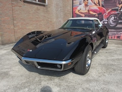 Chevrolet Corvette - Stingray In zeer goede staat. Veel aan opgeknapt/vernieuwd. Vrijgesteld van Motorrijtuigen
