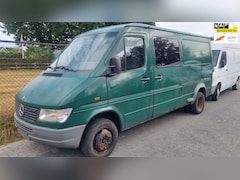 Mercedes-Benz Sprinter - 412D 312D 208D 2X MEDIUM + MAXI 6 TYRES MANUEEL CLEAN CAR