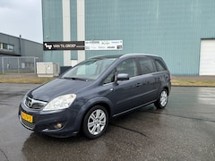 Opel Zafira - 1.6-16V Cosmo 116 PK. Mooie en goed onderhouden auto van de tweede eigenaar Auto rijdt ook