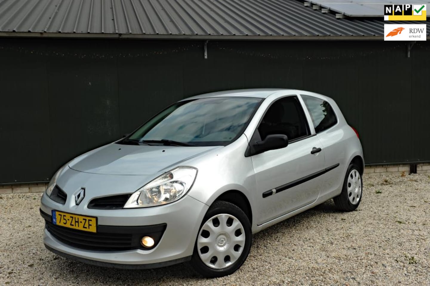 Renault Clio - 1.2-16V Special Line/AIRCO/EERSTE EIGENAAR/65000km / - AutoWereld.nl