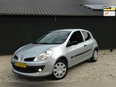 Renault Clio - 1.2-16V Special Line/AIRCO/EERSTE EIGENAAR/65000km /