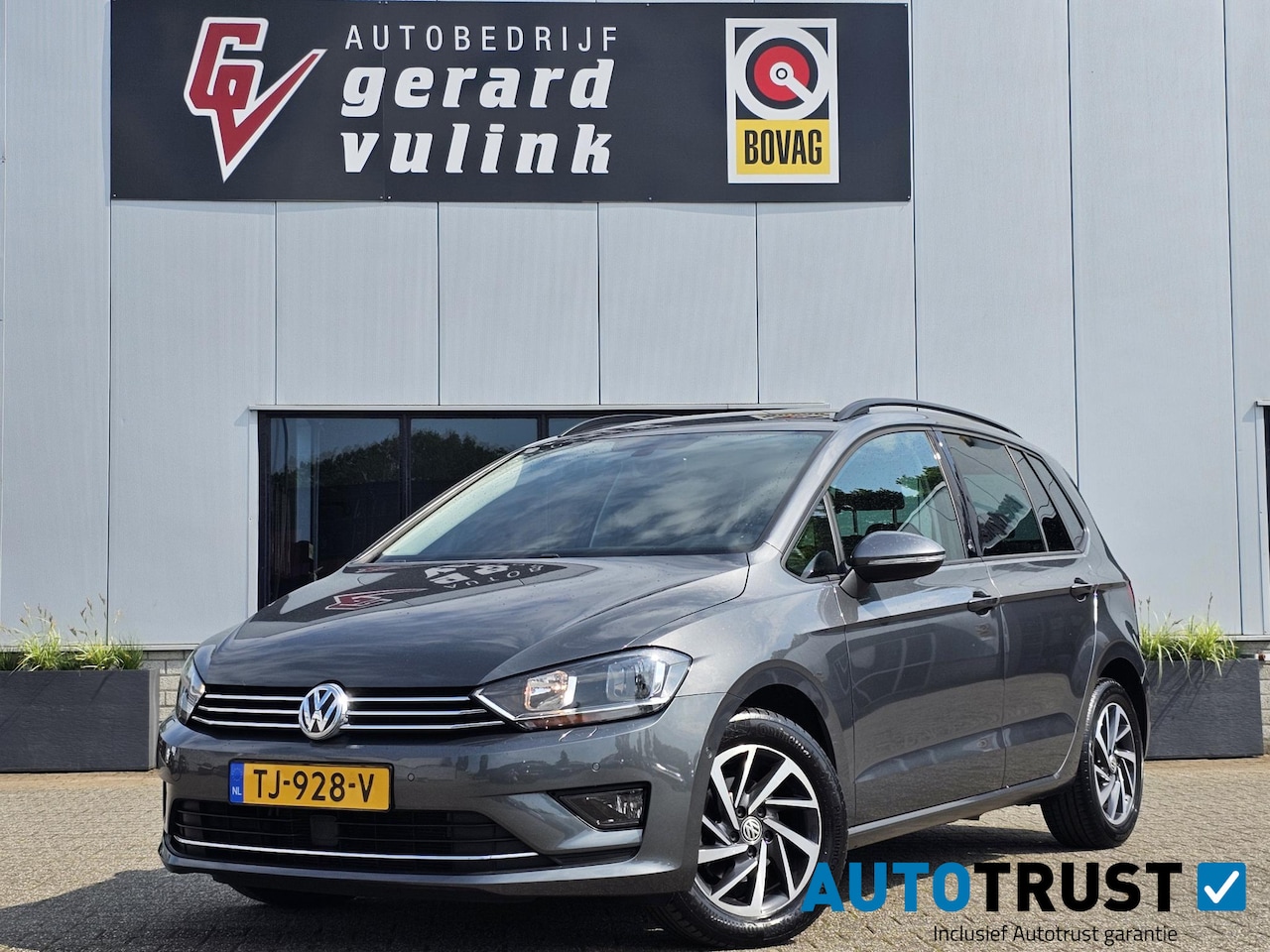 Volkswagen Golf Sportsvan - 1.2 TSI DSG Sound ADAPTIVE CRUISE STOELVERW - AutoWereld.nl
