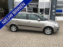 Skoda Fabia Combi - 1.4-16V Comfort. Mooie wagen. Nw APK