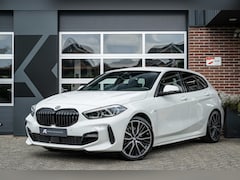 BMW 1-serie - 118i M Sport | Shadow | Led | Stuurverwarming | Cruise | Carplay | Active guard plus | Par