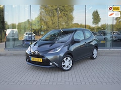 Toyota Aygo - 1.0 VVT-i x-play | Camera | Cruise controle | Airco | Bluetooth