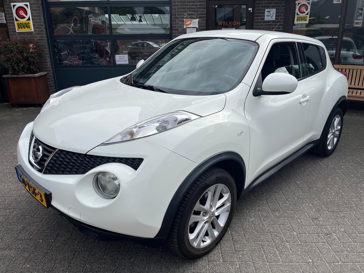 Nissan Juke - 1.6 Acenta Eco Trekhaak - AutoWereld.nl