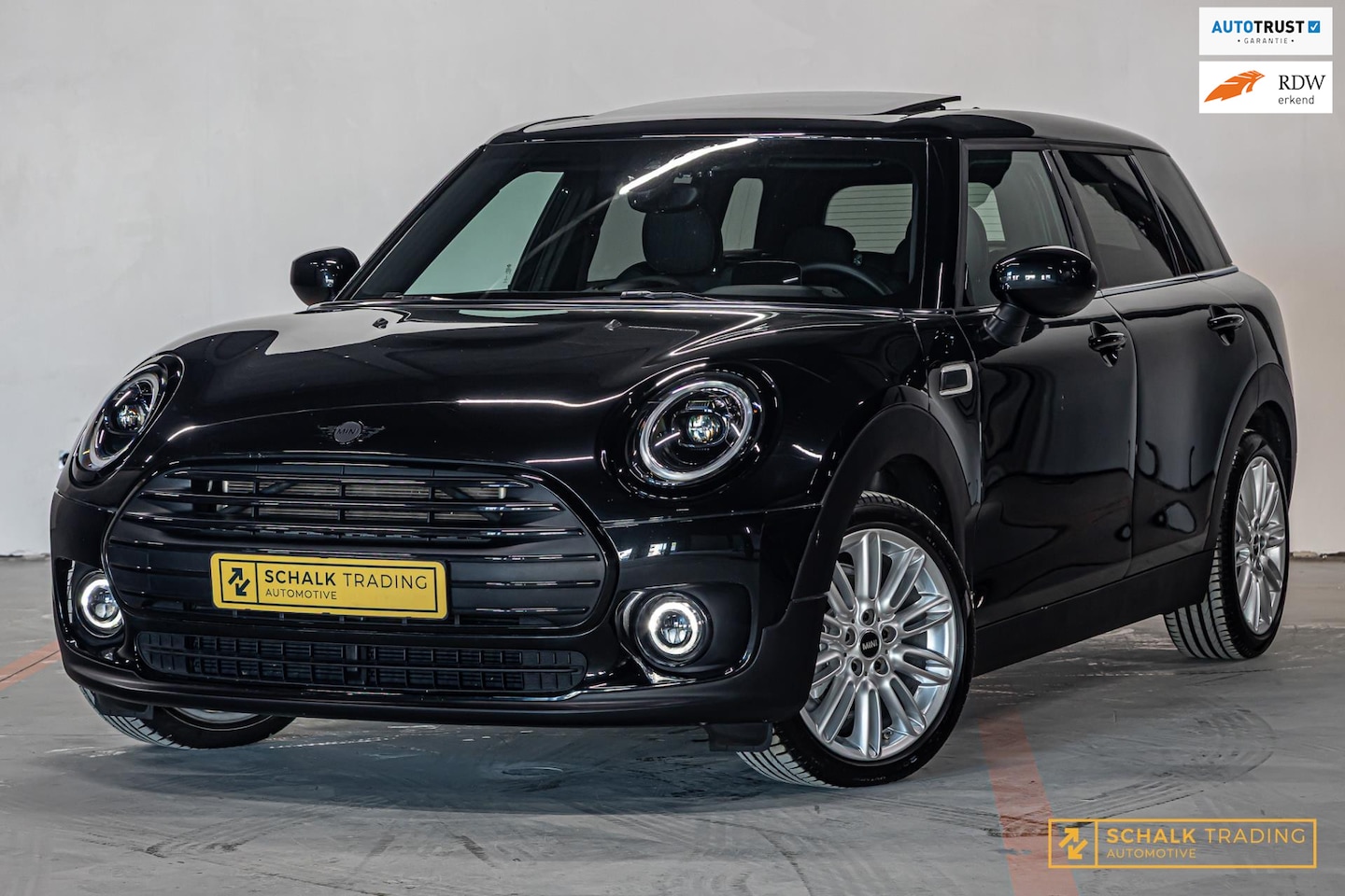 MINI Clubman - Mini 1.5 One Classic|Pano|HUD|Carplay|Dealer - AutoWereld.nl