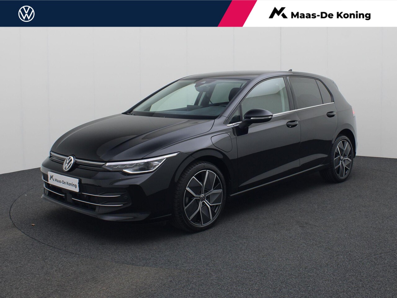 Volkswagen Golf - 1.5 eHybrid 150kW/204PK Style DSG · Navigatie · Massagefunctie · Camera + Parkeersensoren - AutoWereld.nl