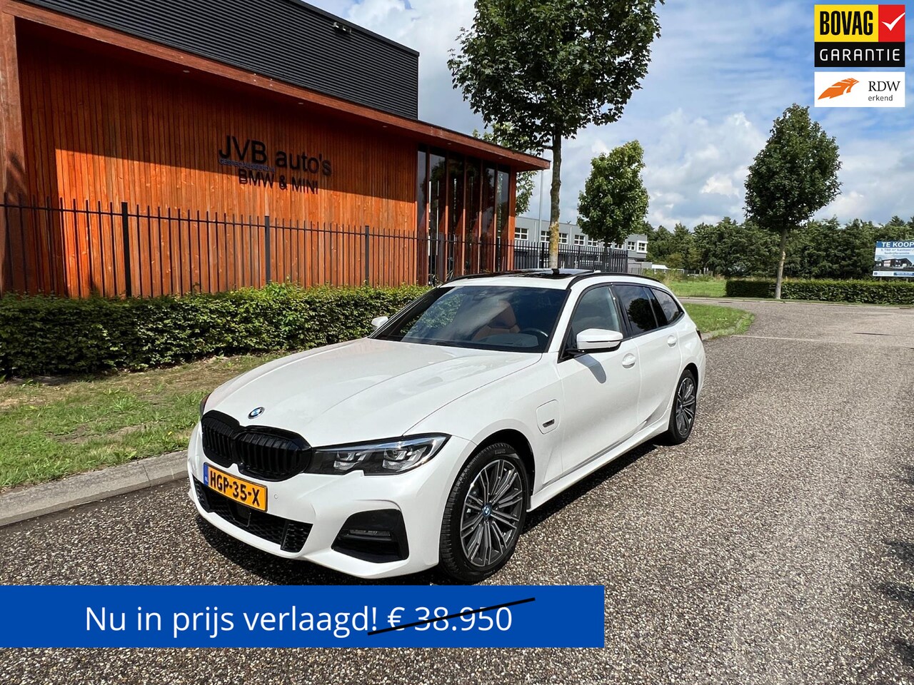 BMW 3-serie Touring - 330e xDrive M- sport, SoH 93% M- stoel, leder, trekhaak, pano, hud - AutoWereld.nl