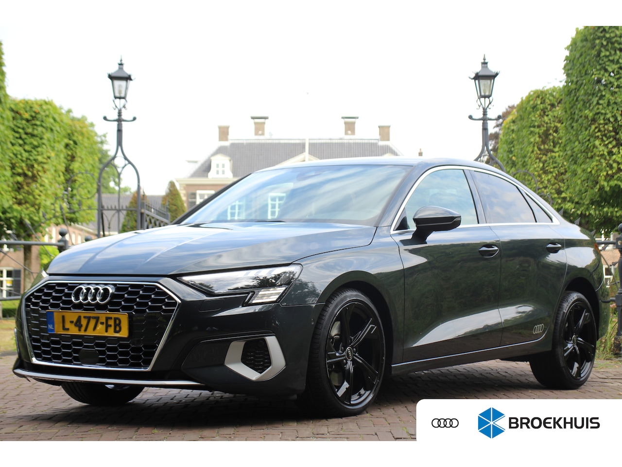 Audi A3 Limousine - 30 TFSI S-LINE AUTOMAAT | NL-AUTO! | 1 EIGENAAR! | LEDER / STOF | NAVI | STOELVERWARMING | - AutoWereld.nl