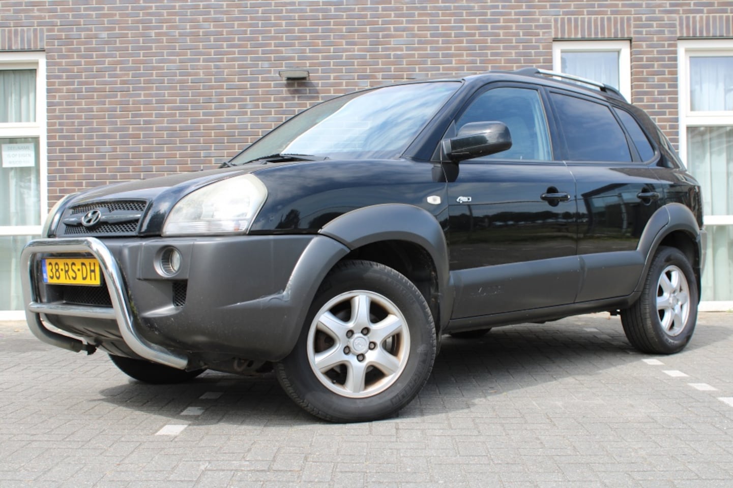 Hyundai Tucson - 2.0i 4WD Style-clima-trekhaak - AutoWereld.nl
