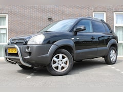 Hyundai Tucson - 2.0i 4WD Style-clima-trekhaak