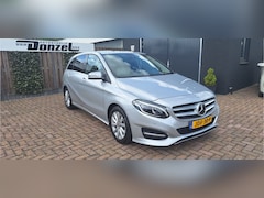 Mercedes-Benz B-klasse - 200 Prestige AUTOMAAT + LEER