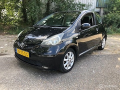 Toyota Aygo - 1.0-12V +