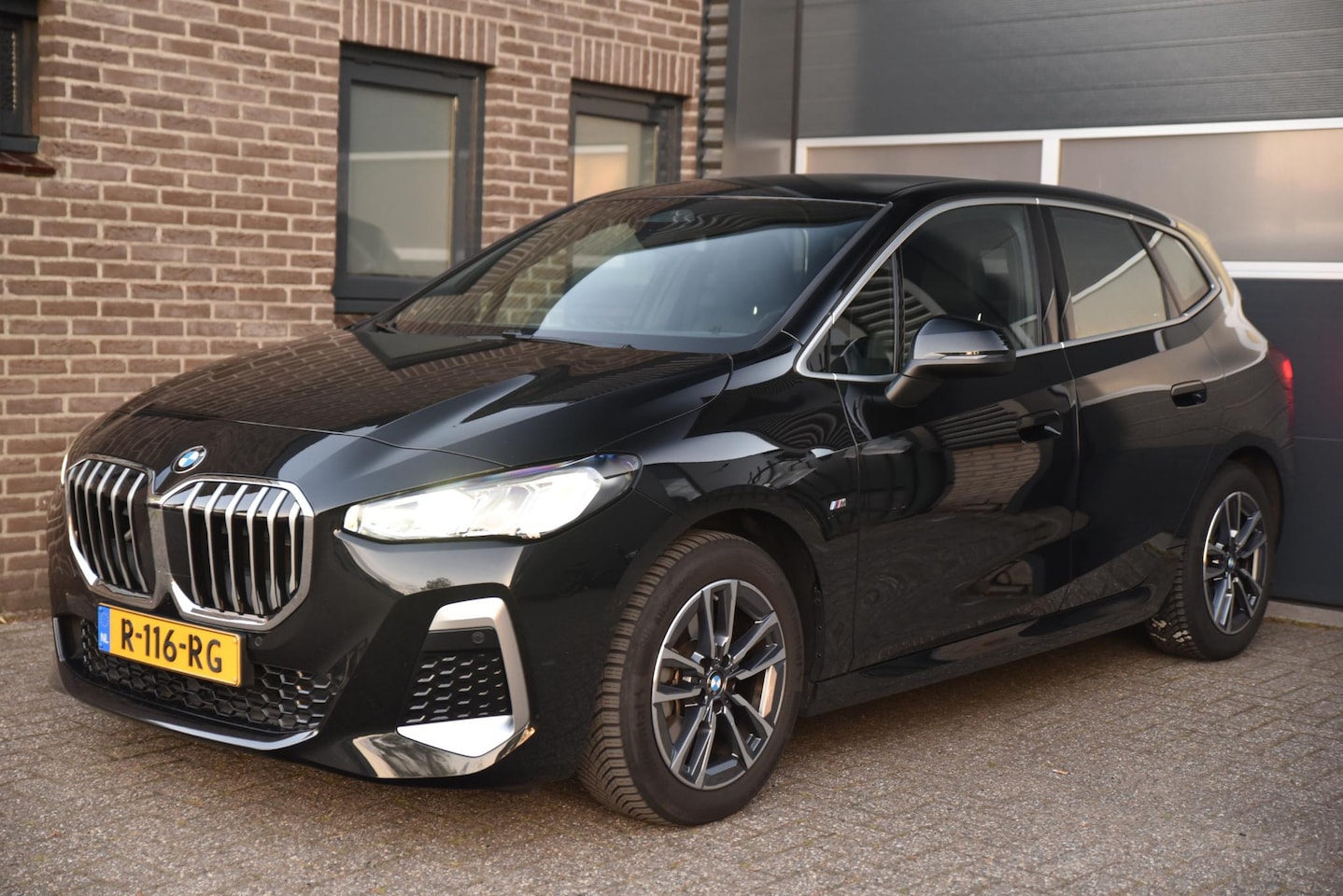 BMW 2-serie Active Tourer - 218i - Elektrisch wegklapbare Trekhaak - AutoWereld.nl