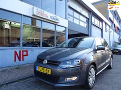 Volkswagen Polo - 1.4-16V Highline