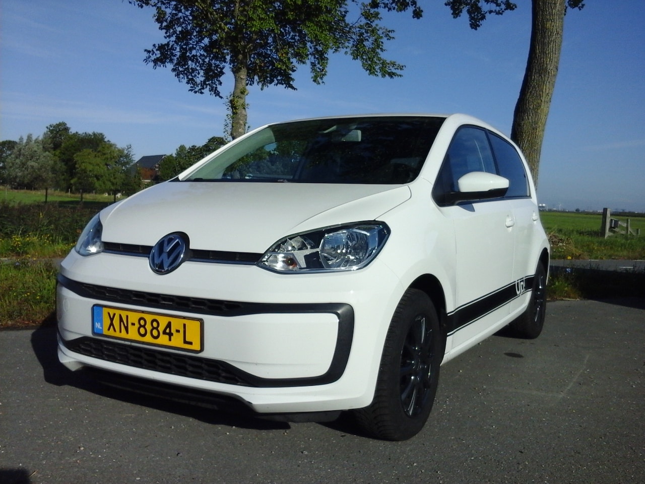 Volkswagen Up! - 1.0 BMT move up! - AutoWereld.nl