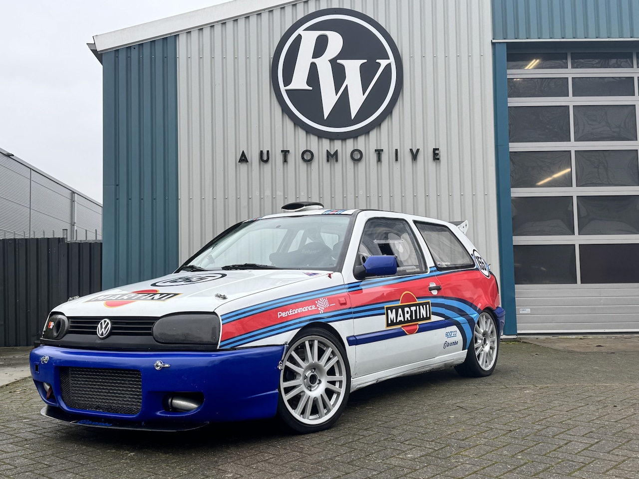 Volkswagen Golf - 2.0 TFSI Stand alone 300PK Build by Mats vd Brand Porsche brakes - AutoWereld.nl